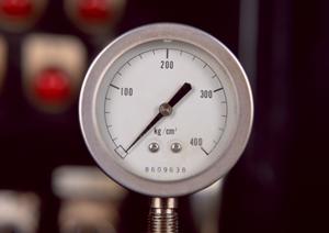 破砕機は専門の取り扱い業者で探す