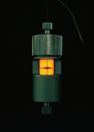 精密打ち抜き加工は中央企画株式会社へ